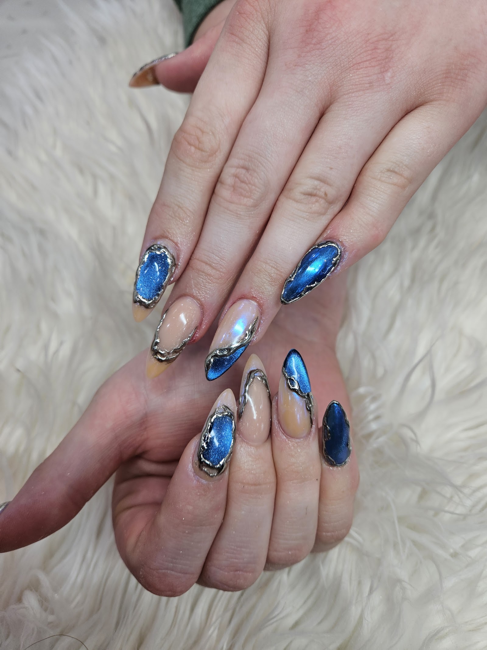 Venus Signature Nails & Spa nail photo 8